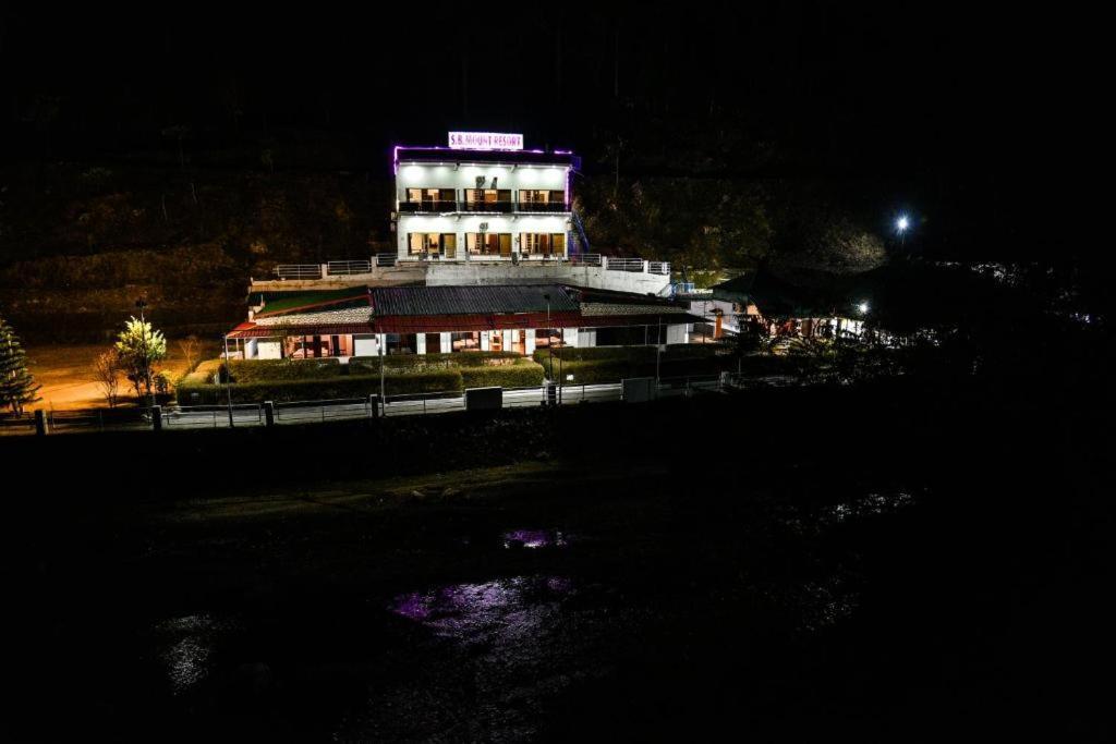 Riverside Resort ลันส์โดว์นี ภายนอก รูปภาพ
