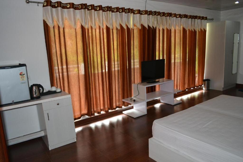 Riverside Resort ลันส์โดว์นี ภายนอก รูปภาพ