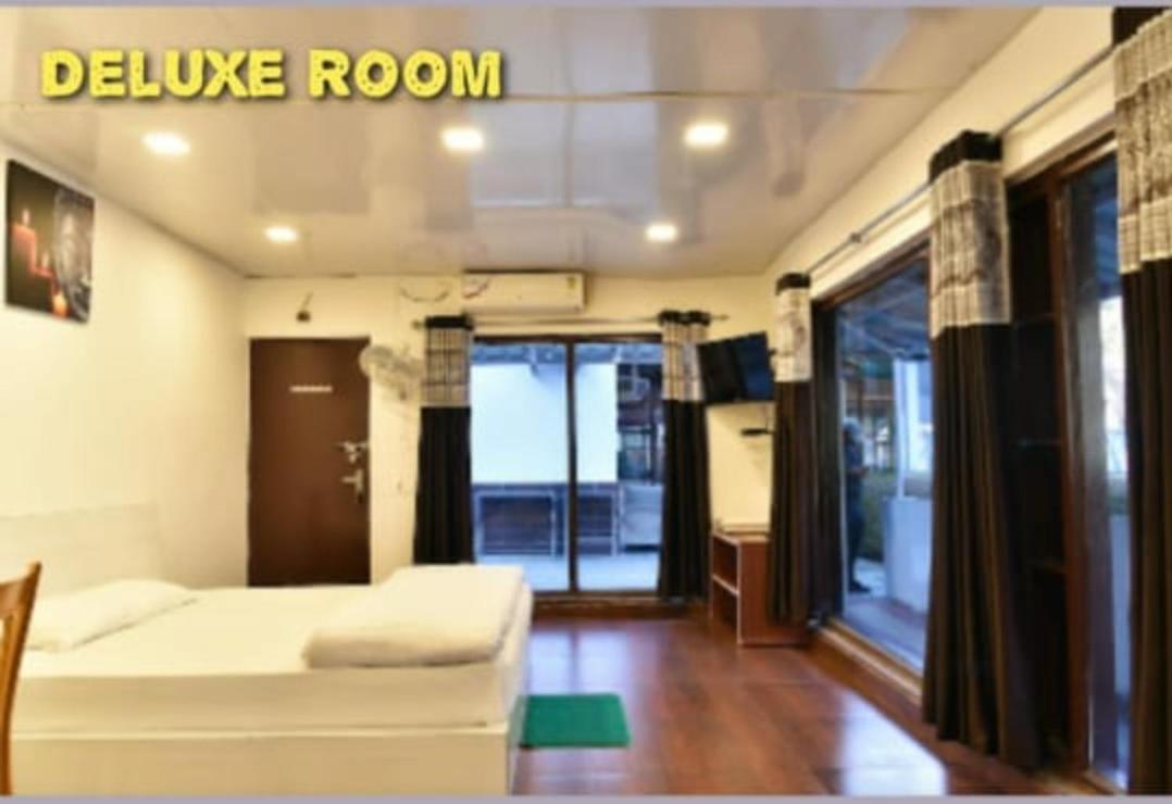 Riverside Resort ลันส์โดว์นี ภายนอก รูปภาพ