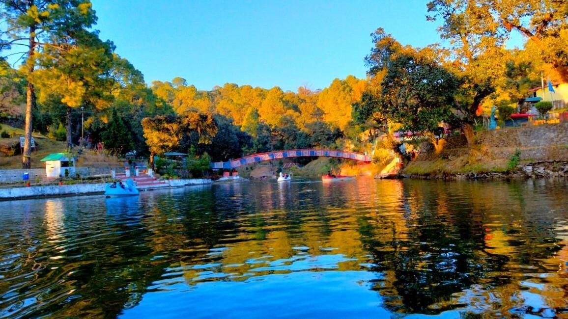 Riverside Resort ลันส์โดว์นี ภายนอก รูปภาพ