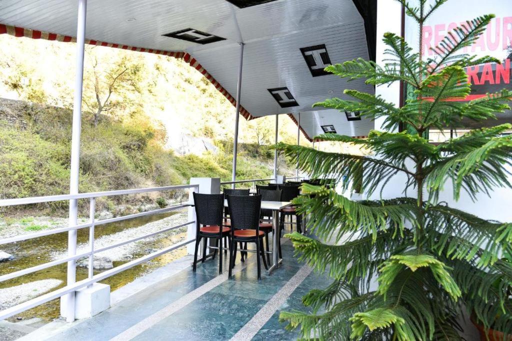 Riverside Resort ลันส์โดว์นี ภายนอก รูปภาพ