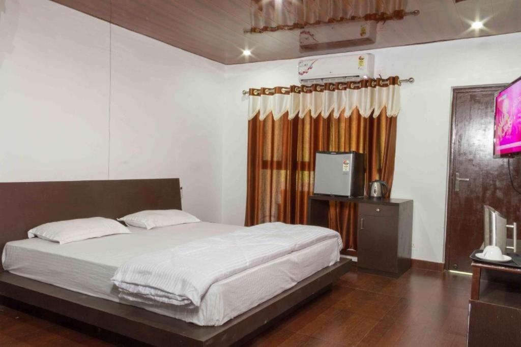 Riverside Resort ลันส์โดว์นี ภายนอก รูปภาพ